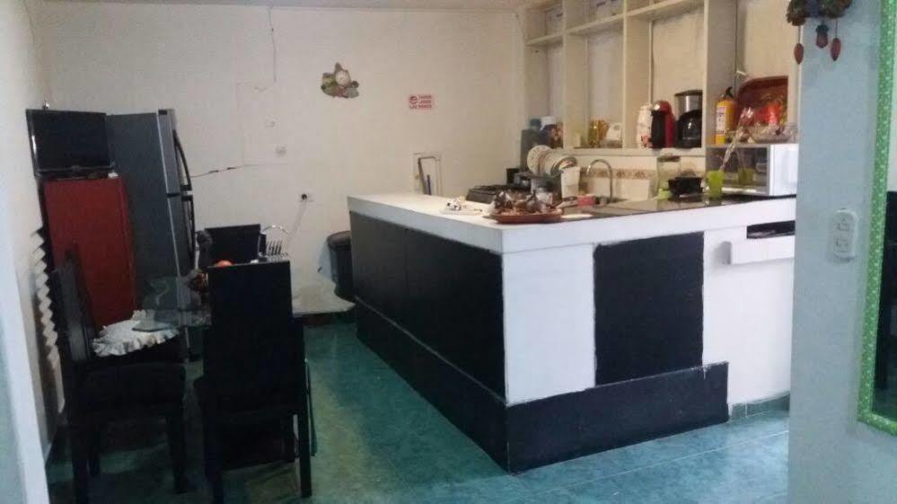 مانيزاليس Hostal Deluxe Santander المظهر الخارجي الصورة