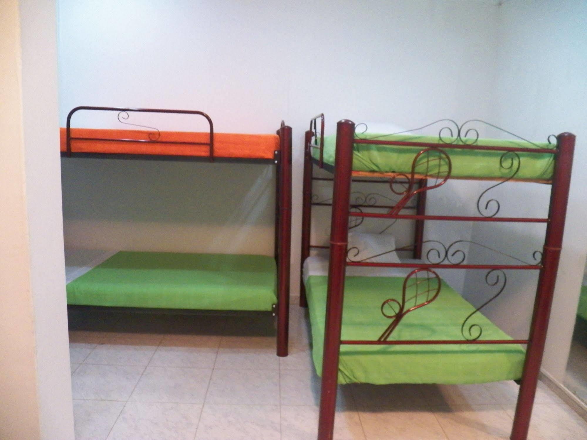 مانيزاليس Hostal Deluxe Santander المظهر الخارجي الصورة