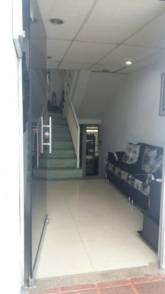 مانيزاليس Hostal Deluxe Santander المظهر الخارجي الصورة